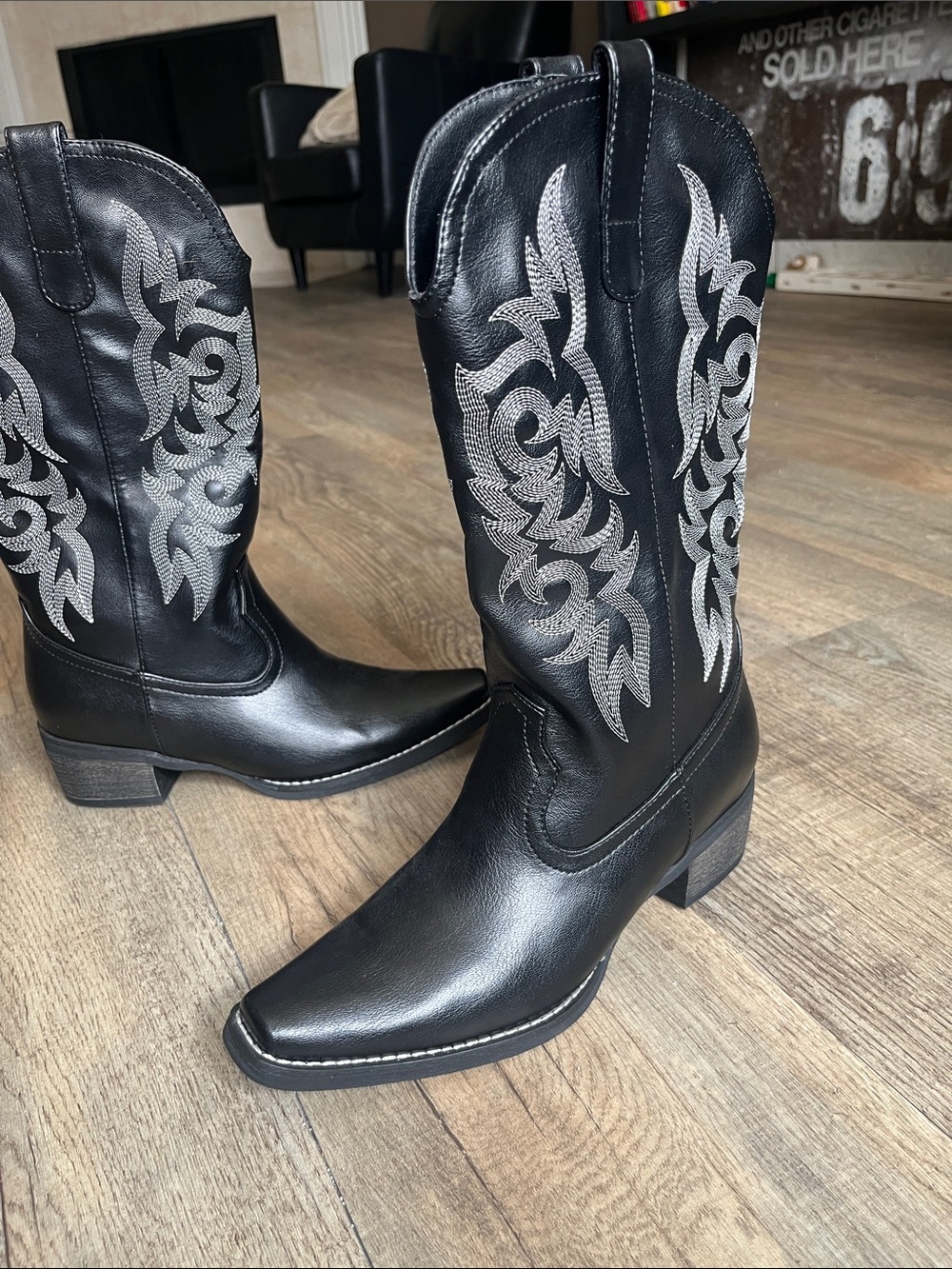 Black Lace-Up Western Boots with Silver Embroidery